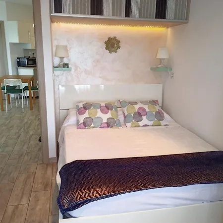 Rosamar, Sea View Apartment *